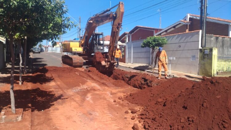 Obras de Implantação de Galerias Pluviais continuam no município