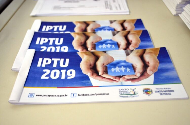 Carnês de IPTU 2019 começam a ser distribuídos