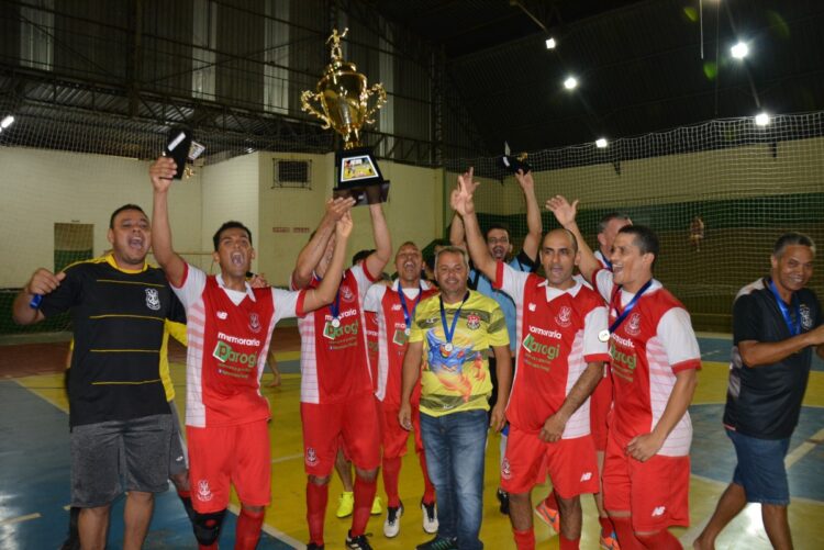 Furacão Baiano é campeão do 1º Campeonato Municipal de Futsal Veteranos