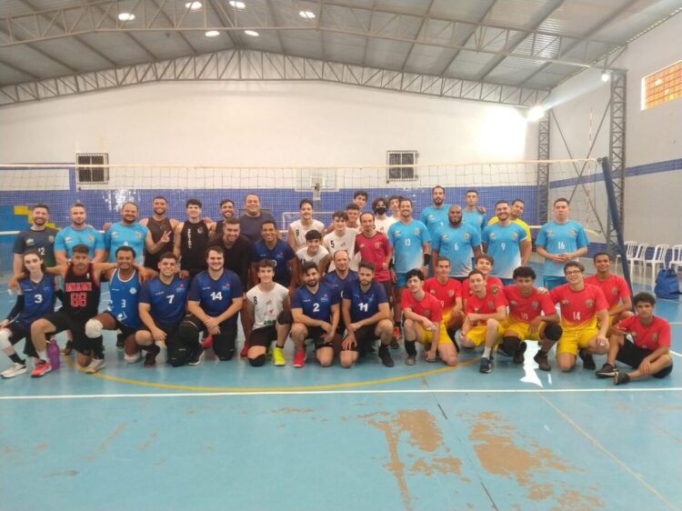 Equipes possenses ficam entre as quatro melhores no Torneio Municipal de Vôlei de Quadra de Santo Antônio de Posse