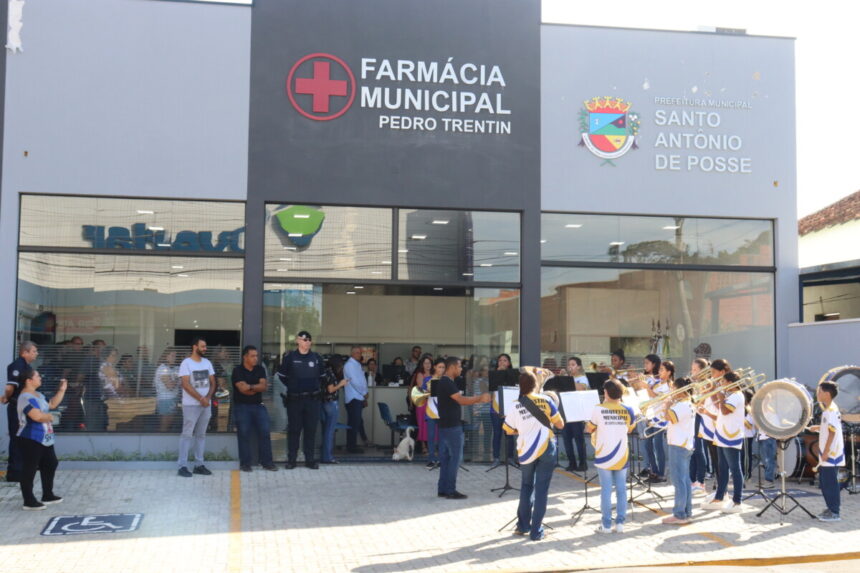 Inauguração das novas instalações da Farmácia Municipal