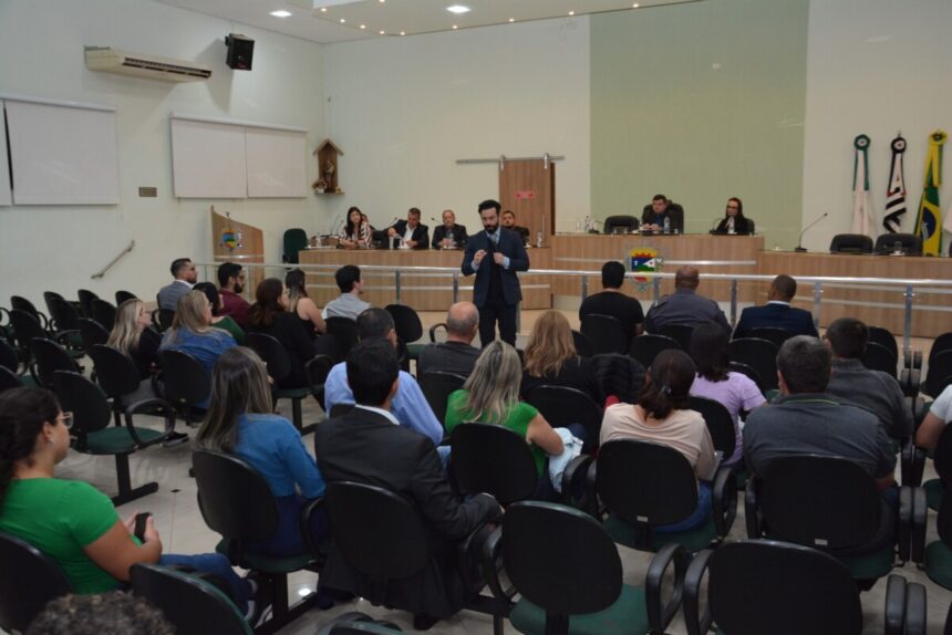 Palestra sobre Perturbação da Ordem com a presença do Juiz da Comarca de Jaguariúna reúne dezenas de pessoas