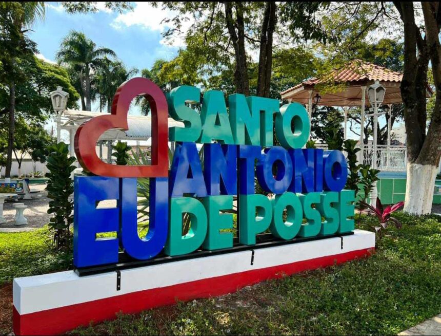 Prefeitura instala letreiro “Eu Amo Santo Antônio de Posse” em cinco pontos da cidade