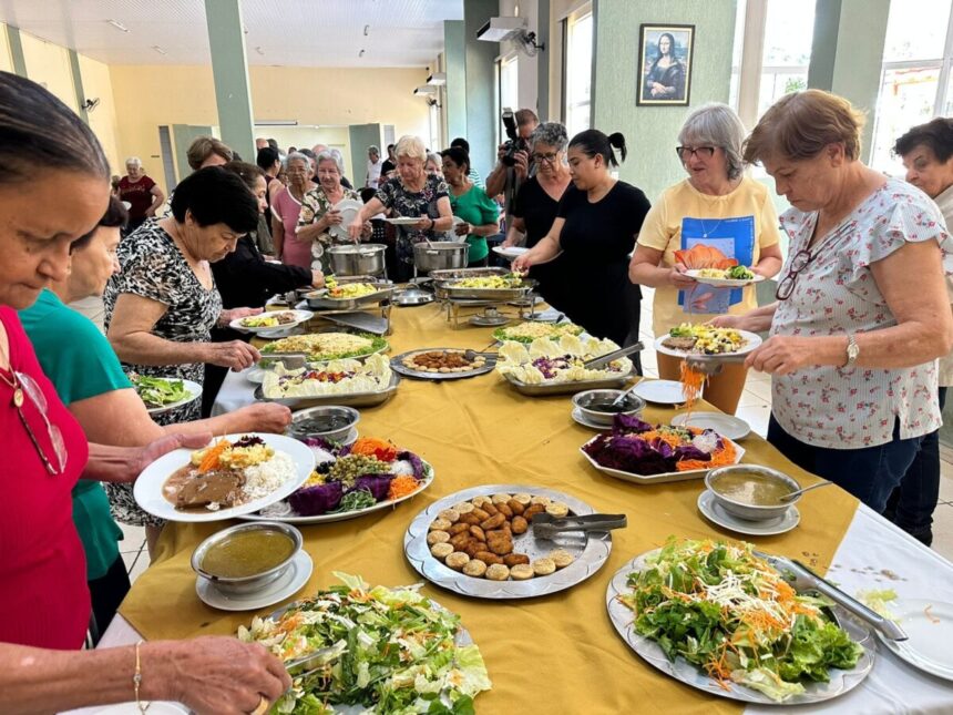 Grupo Viver Vale a Pena celebra Dia dos Pais com almoço
